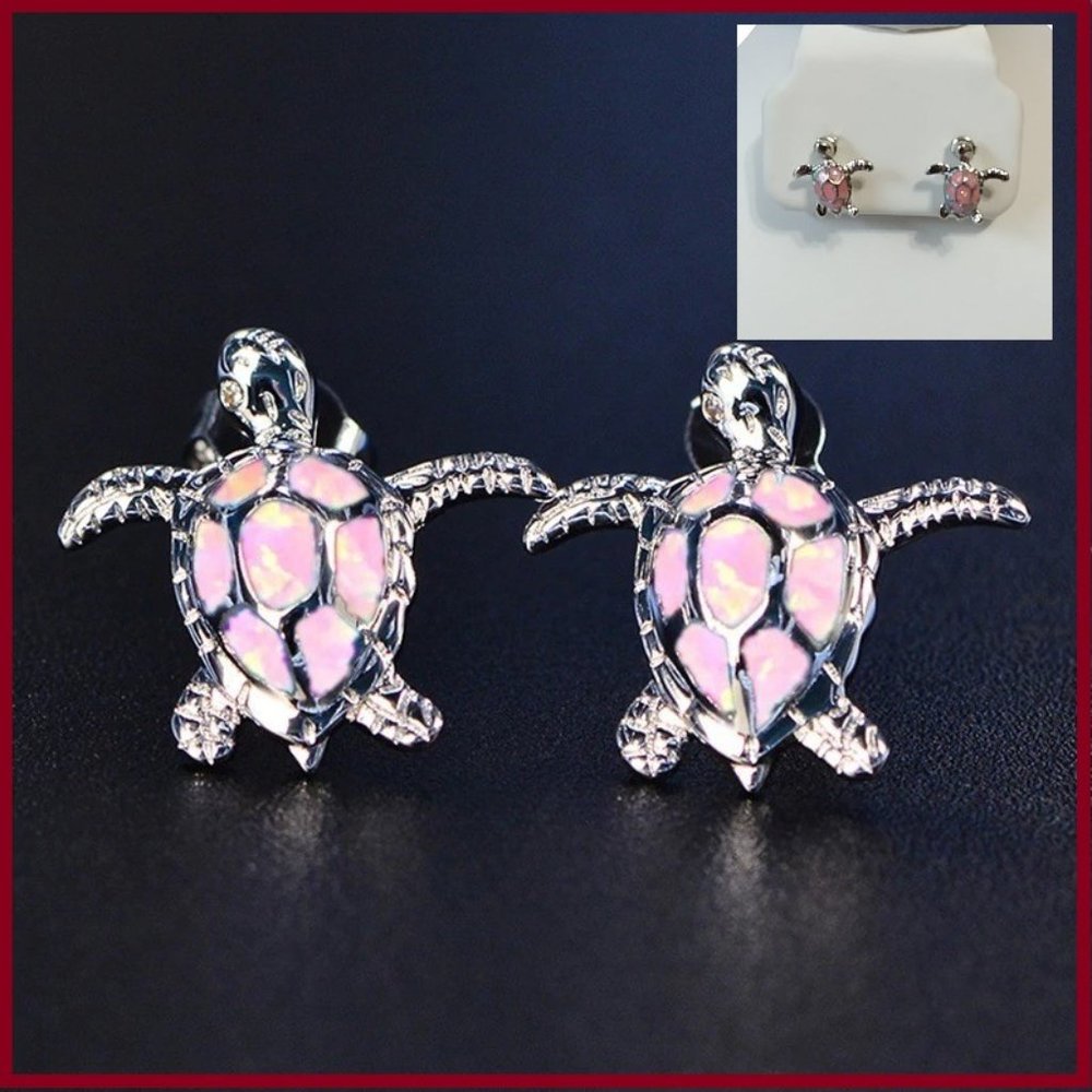 Cute Turtle Earrings - Picture 3 of 4